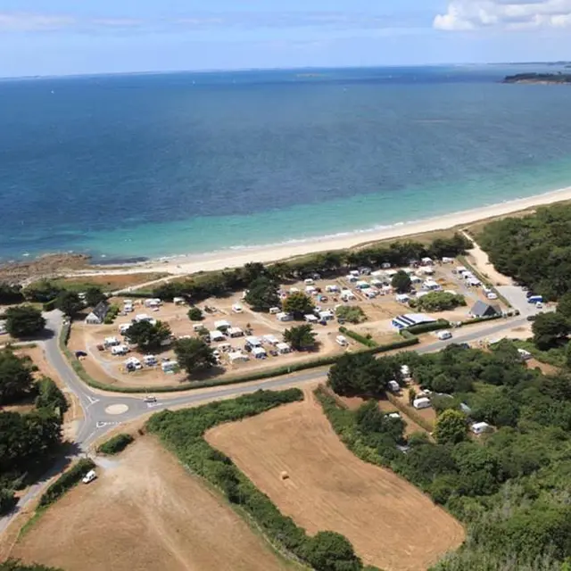 Vue-Aérienne-Camping-Municipal-du-Kerver-Saint-Gildas-de-Rhuys-Golfe-du-Morbihan-Bretagne sud