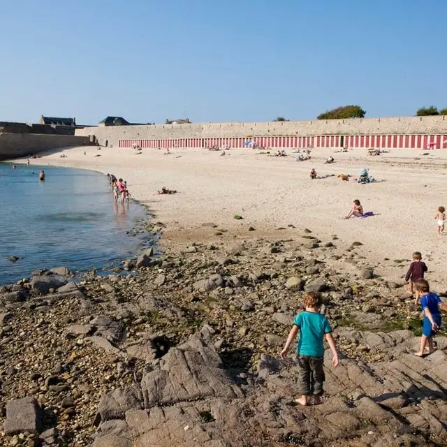 Grande-Plage-Port-Louis-Lorient-Morbihan-Bretagne-sud