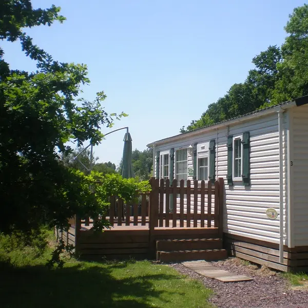 Camping Merlin L'enchanteur - Loyat - Brocéliande