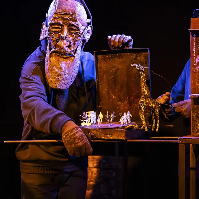 01.-Selection_Mons_la_girafe_IVD_8618_Iryna-Derkach-scaled