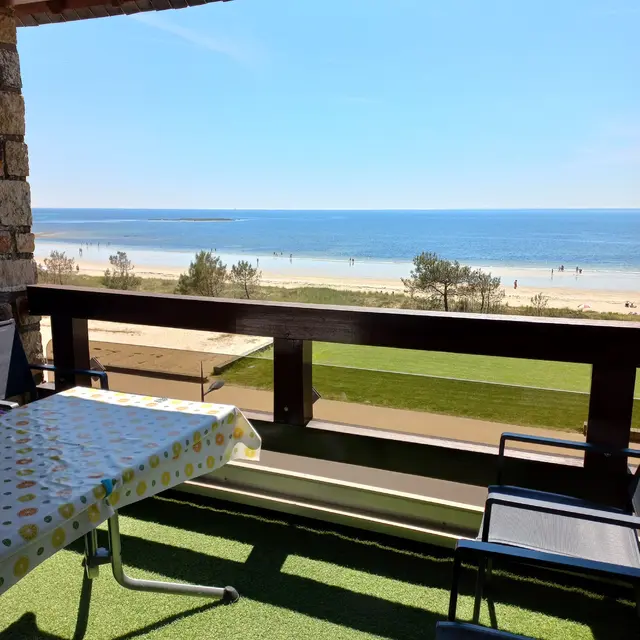 1-location de vacances-pieds-dans-l-eau-carnac-residence-britannia