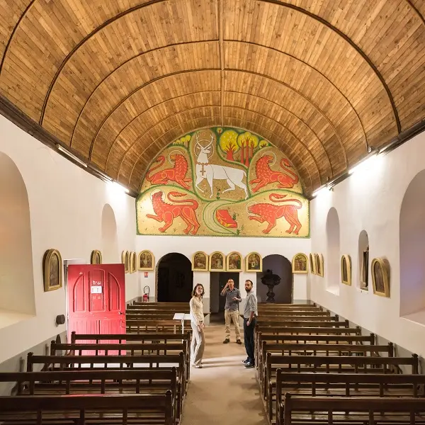 eglise_graal_mosaique_cerfblanc_Tréhorenteuc_DestinationBrocéliande