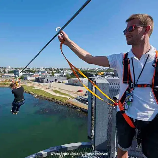 Tyrolienne Cité de la voile Eric Tabarly