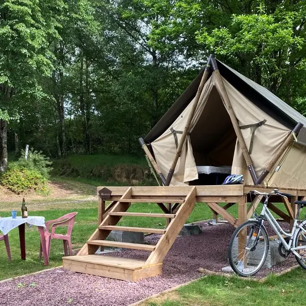 Tente Moorea - Camping Domaine de Kerelly - Guégon - Morbihan - Bretagne