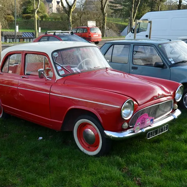 les vieilles t'autos - exposition voitures anciennes - Ploërmel