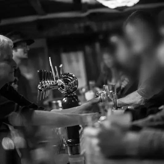 Bar-Champ Commun-Estaminet-Augan-Brocéliande-Bretagne
