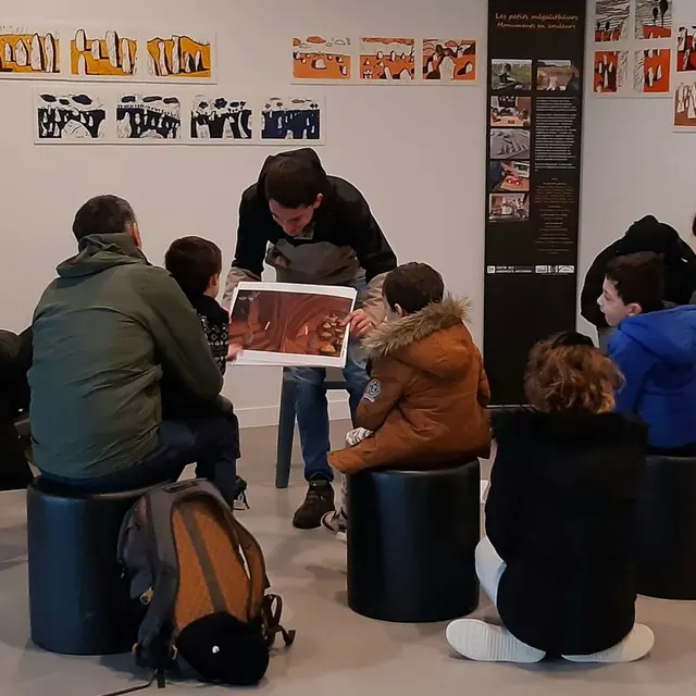 CMN_photo Ainsi font les menhirs