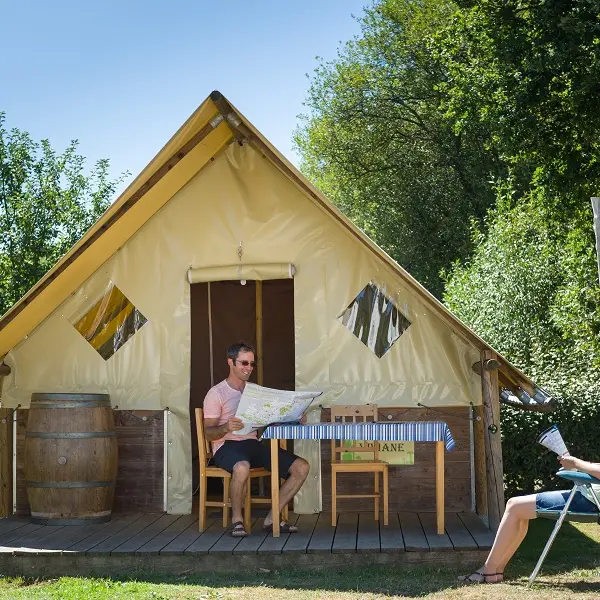 camping vallée du Ninian - insolite - tente fée viviane - Taupont - Brocéliande