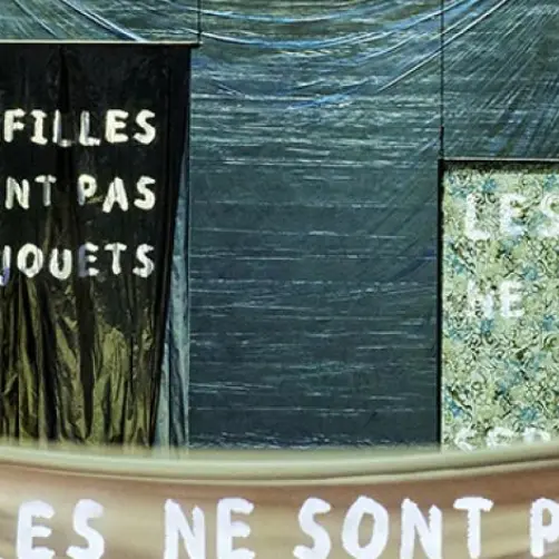 Les filles ne sont pas des poupées de chiffon