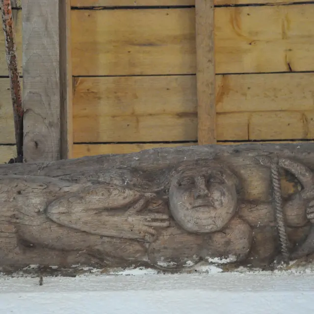 Chapelle de Quénépévant, août  2011 Crédit photo N. Le Pen, RMCom(181)