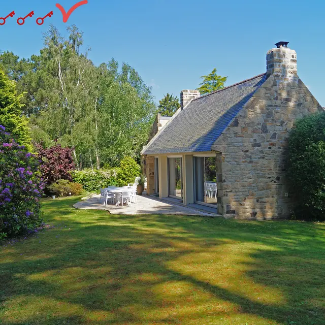 Façade Est4 clécacances