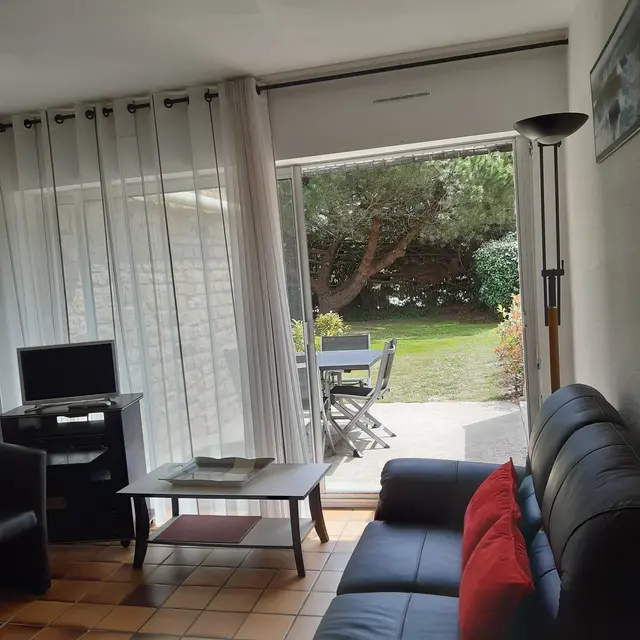 Hebergement-meuble-location-jossec-Carnac-salon