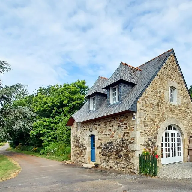 Location vacances_gîtes de Kerabellec_extérieur_Pierrot__Baud_Vallée du Blavet
