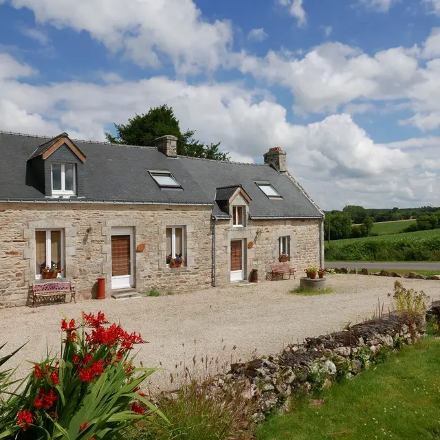 Location_gîte de Clistivan_Chêne_Hêtre_extérieur_La Chapelle-Neuve_Vallée du Blavet