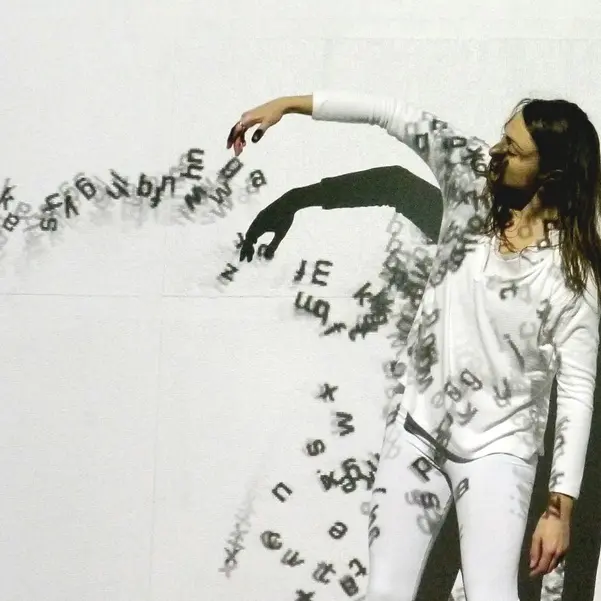 Ni plus ni moins - spectacle danse philosophie numérique - Mauron -Morbihan