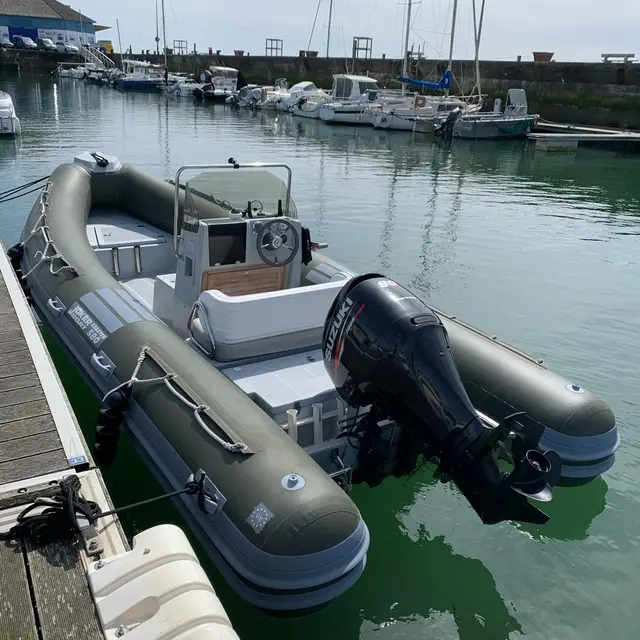 bateaux escale Marine