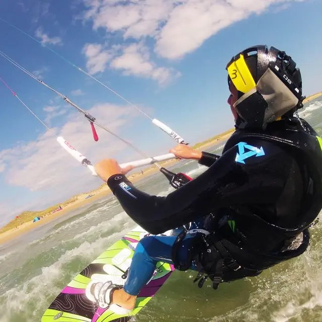 Ecoledekitesurf-Youkite-ERDEVEN-MorbihanBretagneSud