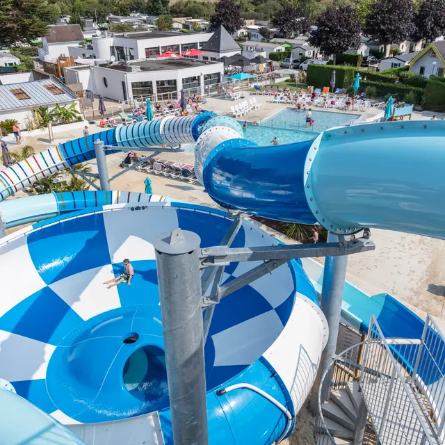 homair-toboggan-aquatique-camping-les-menhirs-carnac