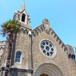 Détour d'Art : Église du Bienheureux Charles-de-Blois
