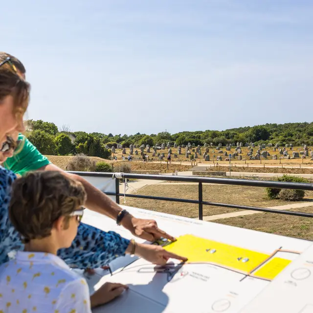 Panneau explicatif maison des mégalithes
