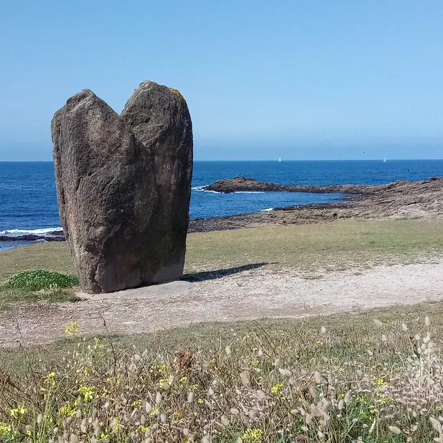 Menhir du Vivier