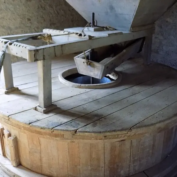 moulin_tremel_meule_journéeseuropéennes_Néant_sur_Yvel_DESTINATIONBROCELIANDE