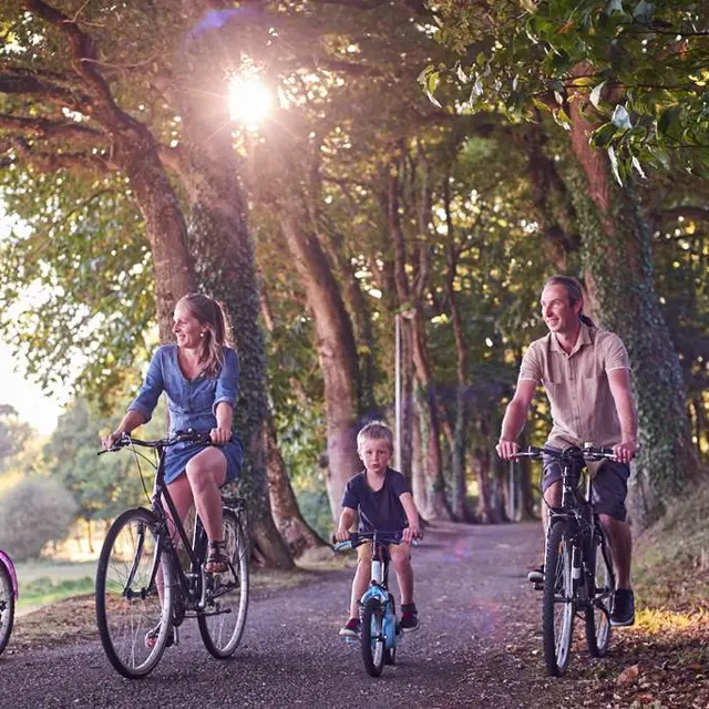 Location vélos base loisirs Moulin Neuf - Morbihan Bretagne sud