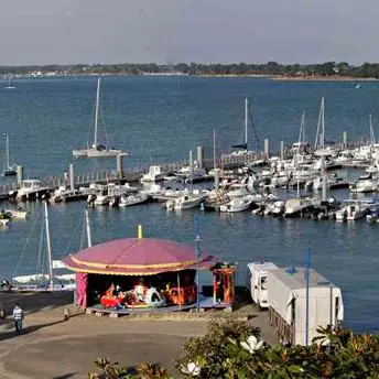 PORT LOCMARIAQUER