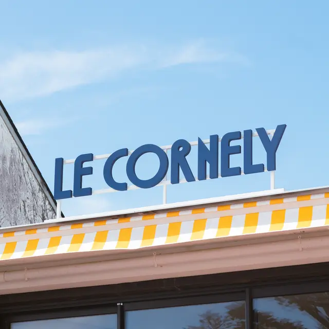 restaurant-le-cornely-carnac-enseigne