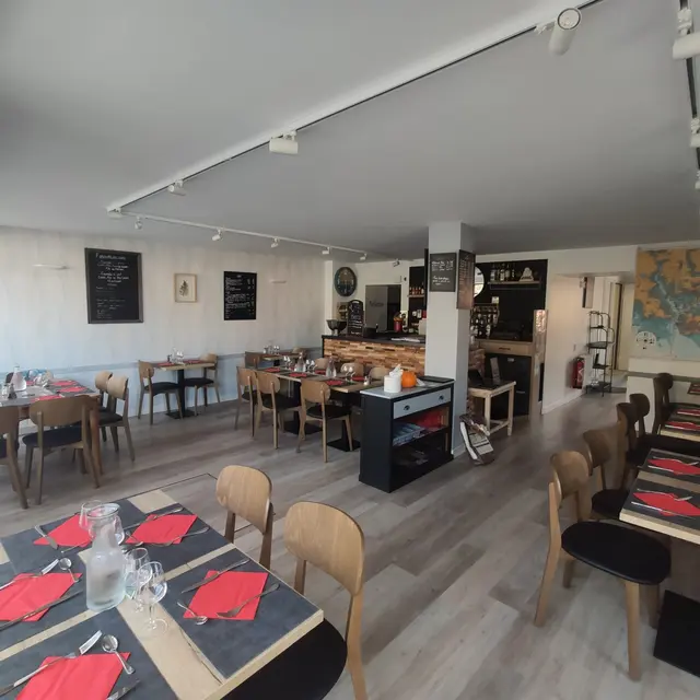 restaurant-saint-jean-brevelay-baies-rouges
