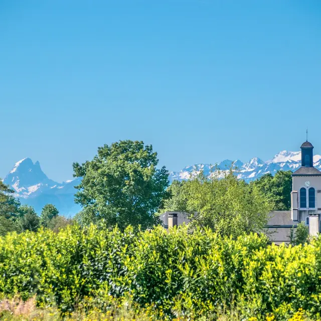 Uzein - Clocher Ossau