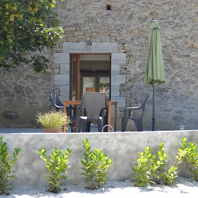 HLOAQU047V50014C_Thézac_Canel_les fours_extérieur