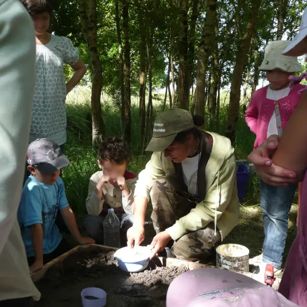 Sur les traces des animaux - Activité Terres d'Oiseaux - 800x600