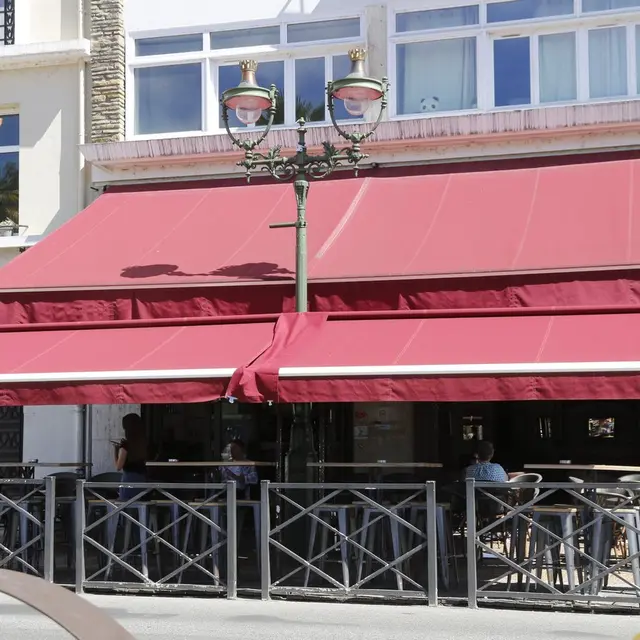 Café Russe - terrasse