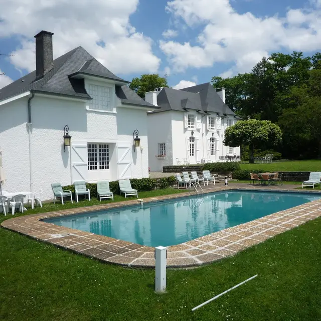Chambre Clos Mirabel manoir - Jurançon -  Piscine