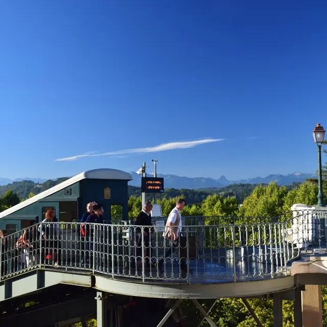 Funiculaire - Pau - Vue depuis le boulevard