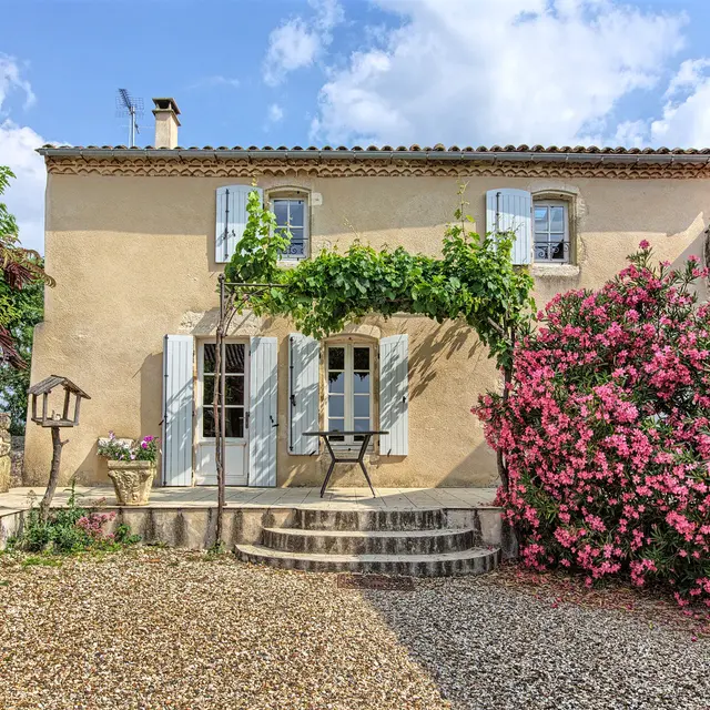 Saint-Seurin-de-Cursac - Mme MORVAN1