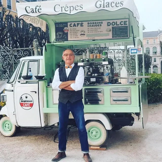 Vespresso Café Pau