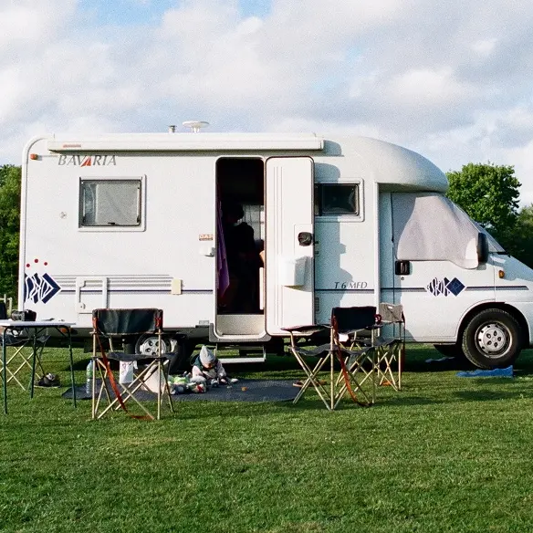 aire_camping_car©libre_de_droit