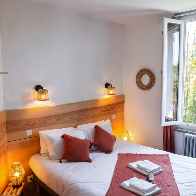 Maison Tournesol - Gan - chambre forêt