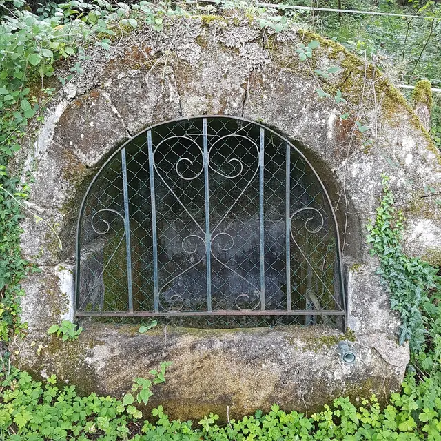 fontaine Varetz