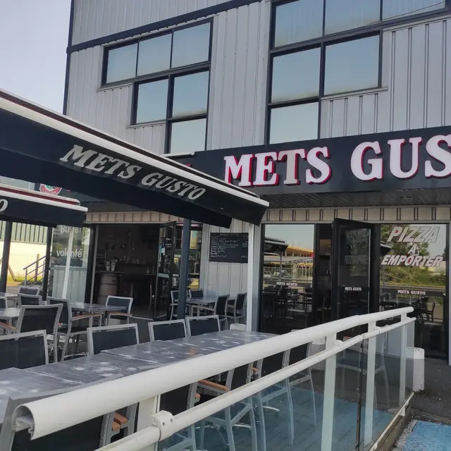 Restaurant Mets Gusto - Lescar - enseigne