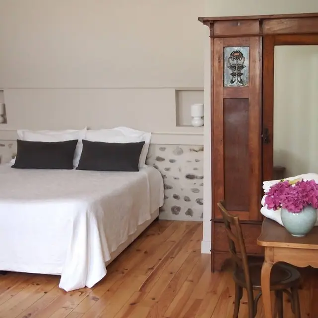 CLos Mirabel - Jurançon - Le chais chambre