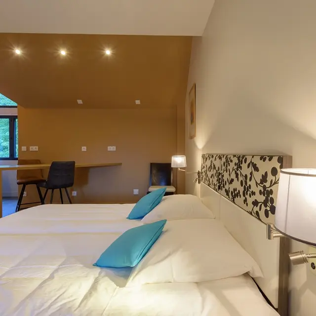 CASA MIR-CHB2 WEB