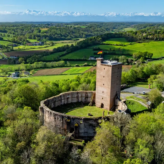 Chateau Montaner aérien ©Chateau Enigmes