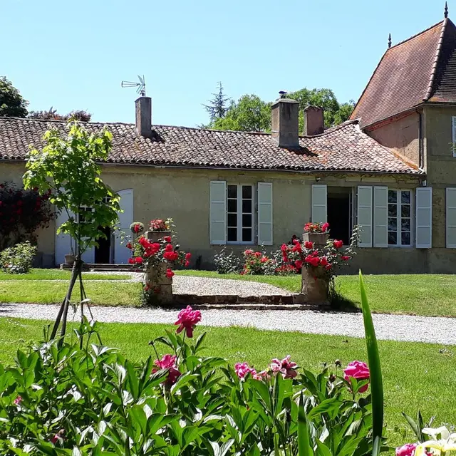 Façade © Au Chateau