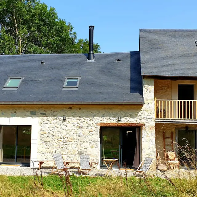Façade sud de la Bergerie La Lanette