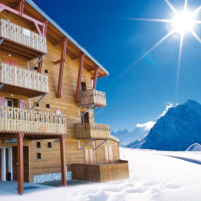 HPRT10---Les-chalets-de-l-Adet---exterieur-hiver-2