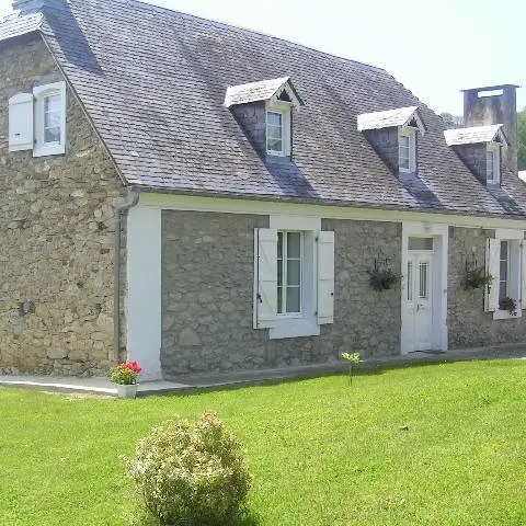 LOURDES-SERE-LANSO-LOCATION-MATHIEU