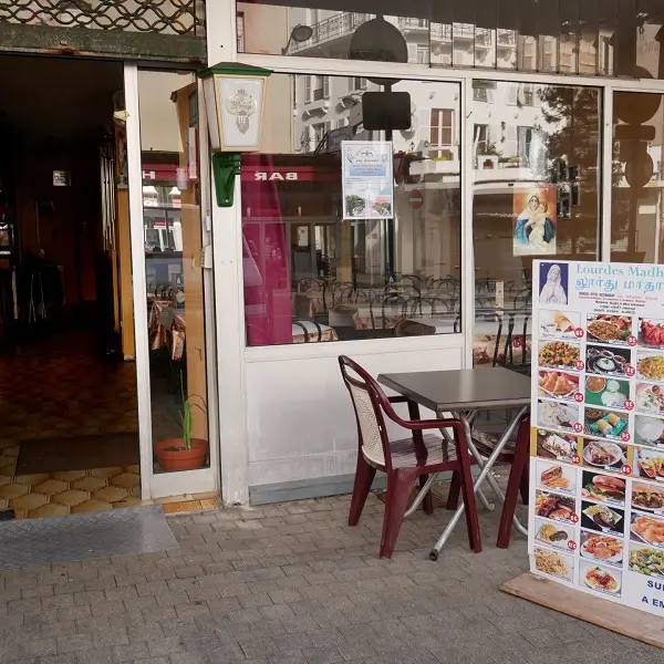 Lourdes Madha restaurant - devanture 1